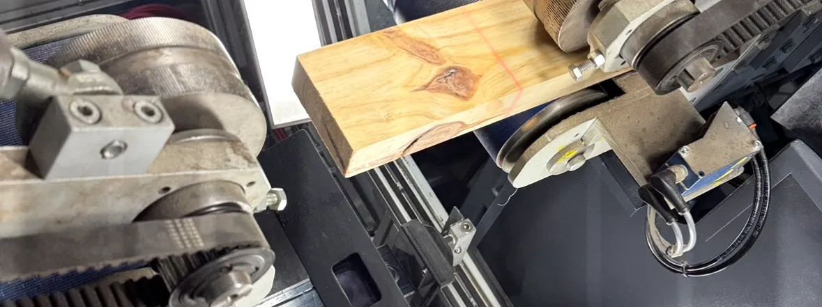 Reconstrução 3D eficiente e inspeção de superfícies de paletes de madeira image