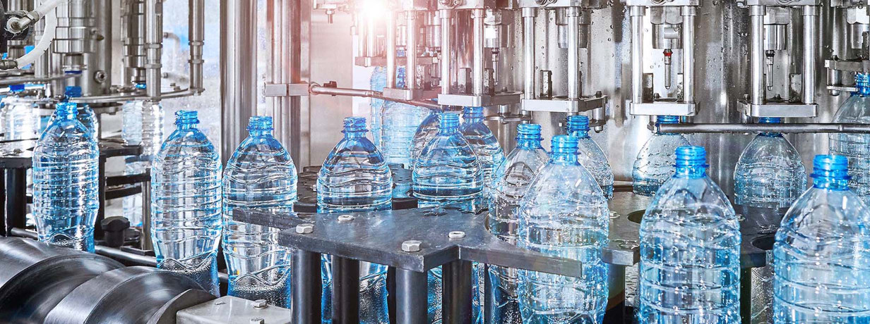 Optimización de la automatización de bebidas: máxima OEE en plantas de llenado y producción