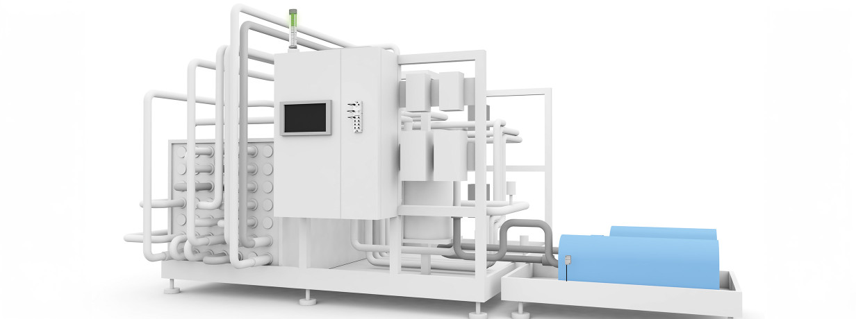 Balluff-equipped pasteurization machine processing juice, with visible SmartLights and sensors ensuring precision and safety in beverage production.